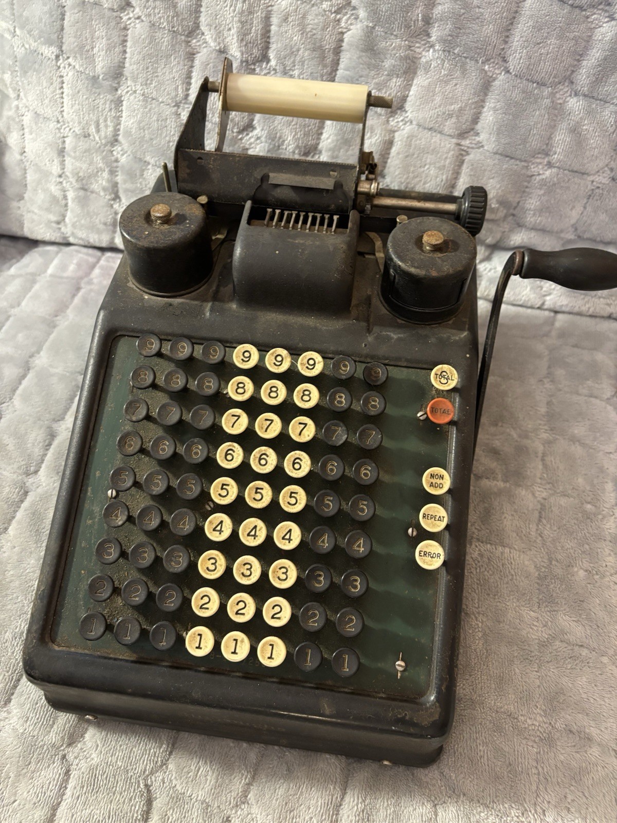 Burroughs Vintage Adding Machine In WORKING Condition