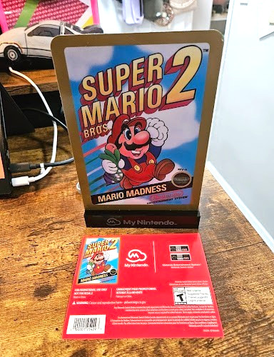 Super Mario Bros. 2 Stand-Up Display - Nintendo NES Collectible Prom