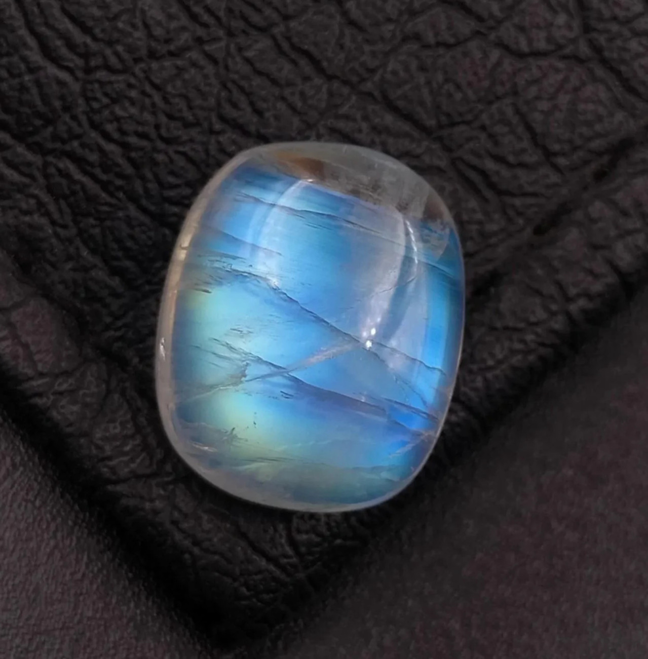 Rainbow Moonstone Cabochon Blue Gold Flash Cushion Gemstone 6.50CT Jewelry Makin