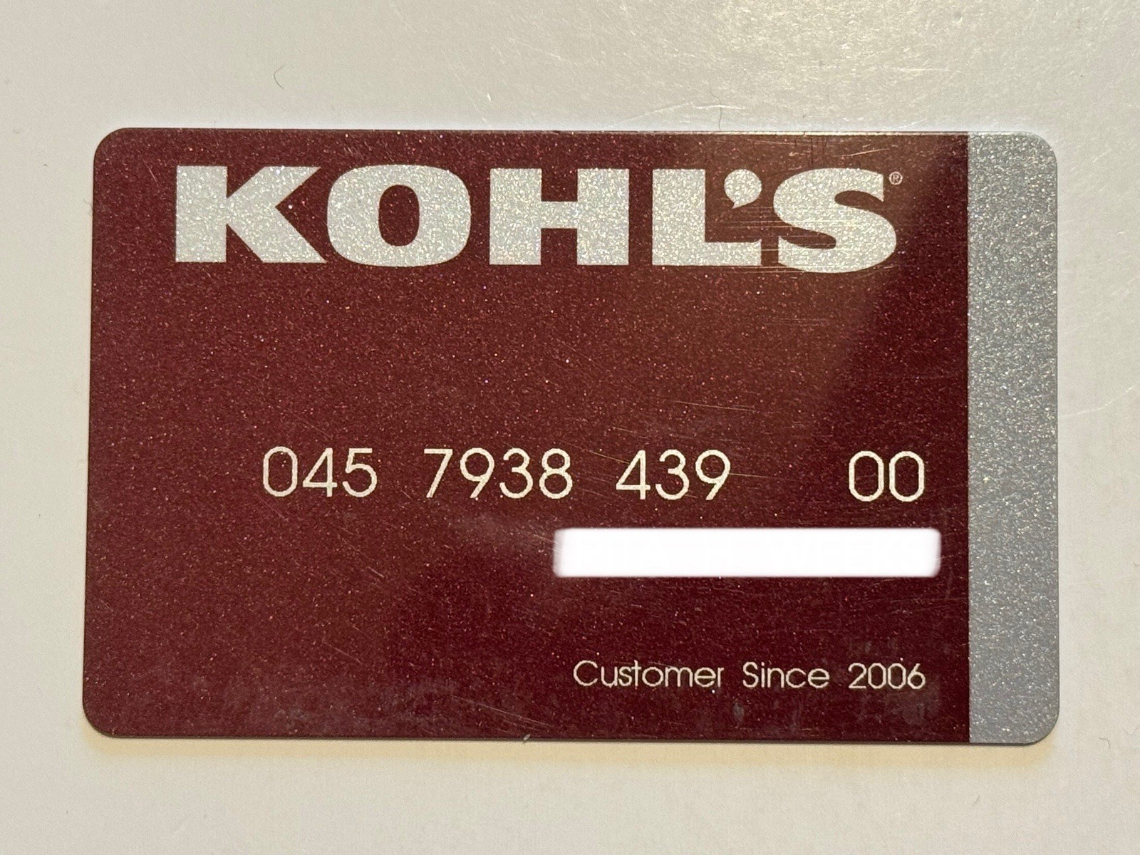 Kohl’s Department Store Charge Card Credit Card Unsigned Closed Account