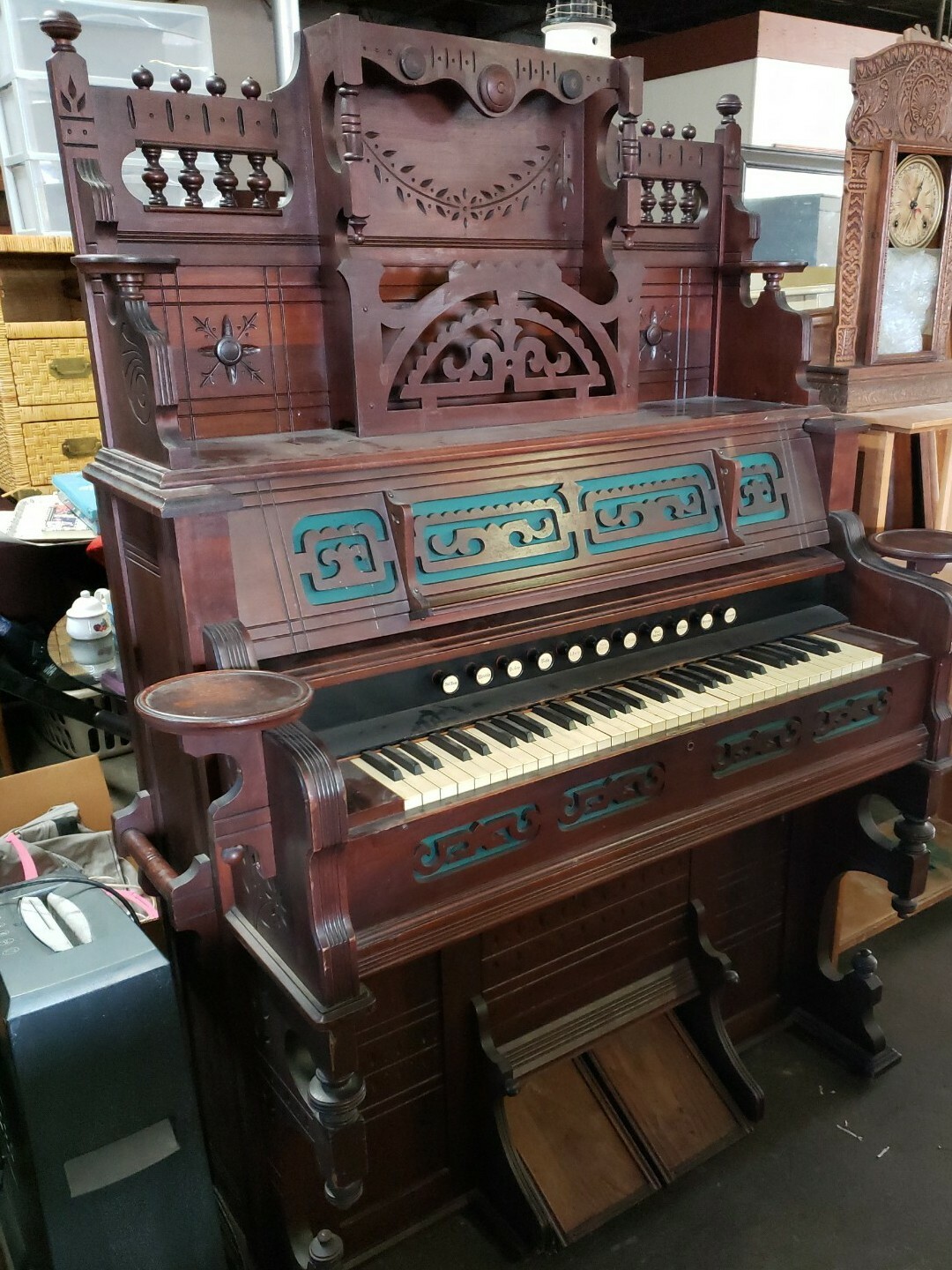  1800s Antique Victorian Cottage Pump Organ Good Condition Needs Work. 