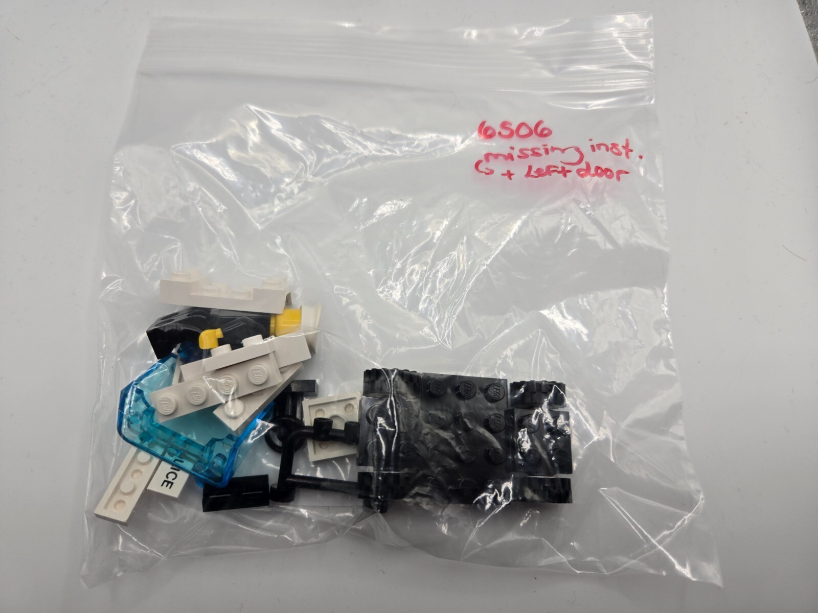 LEGO 6506 Precinct Cruiser Police Patrol Car Vintage Classic Town Toy Loose