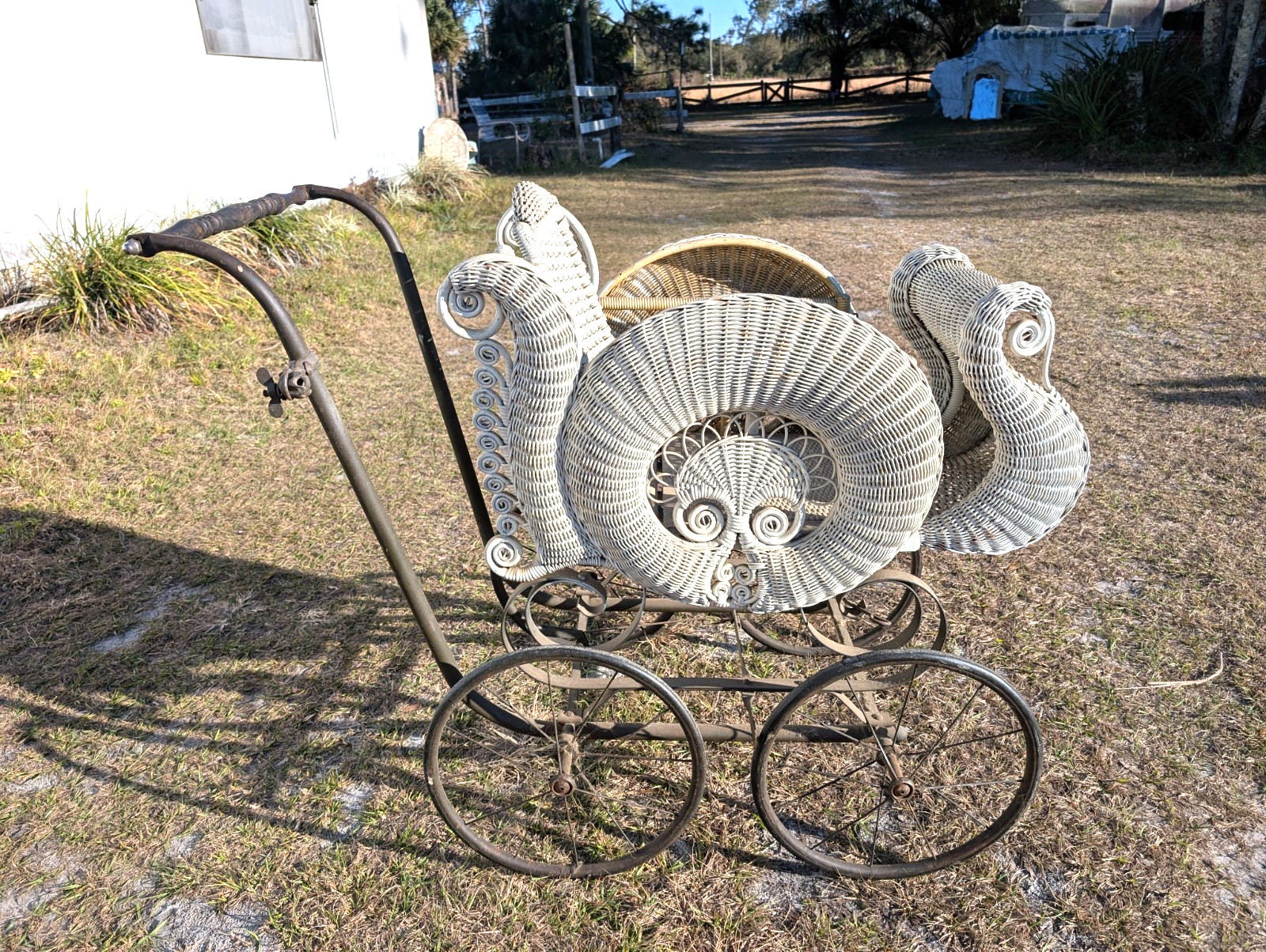 Vintage Victorian Wicker Baby Doll Buggy Pram Carriage Stroller 🌟
