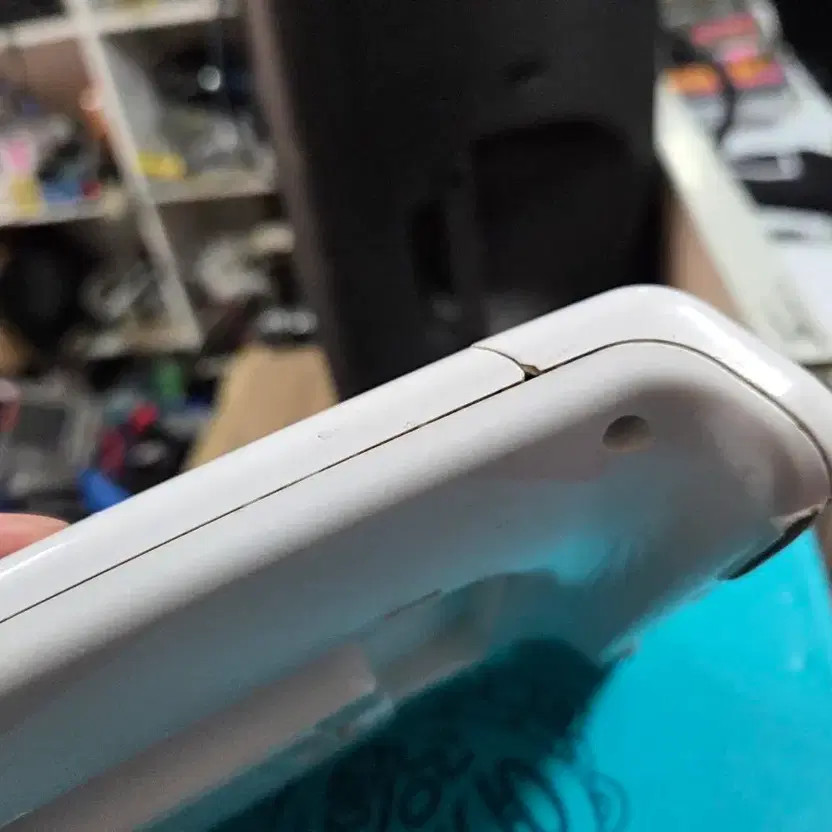 TJ Media Karaoke Player TK-900 with Microphone & Remote - 2025 Songs