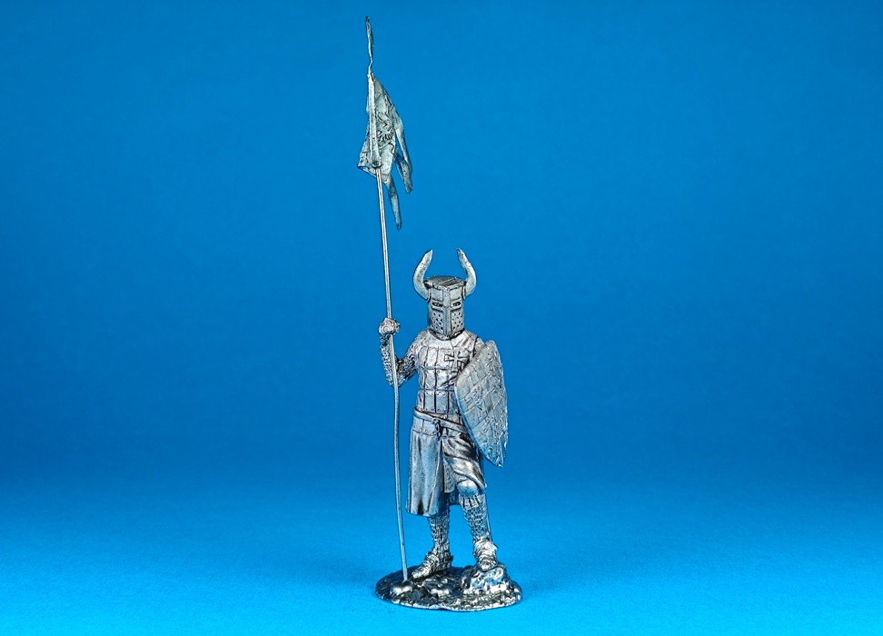 Grand Master of the Teutonic Order, 13th century - Scale 1:32 Height 54 mm