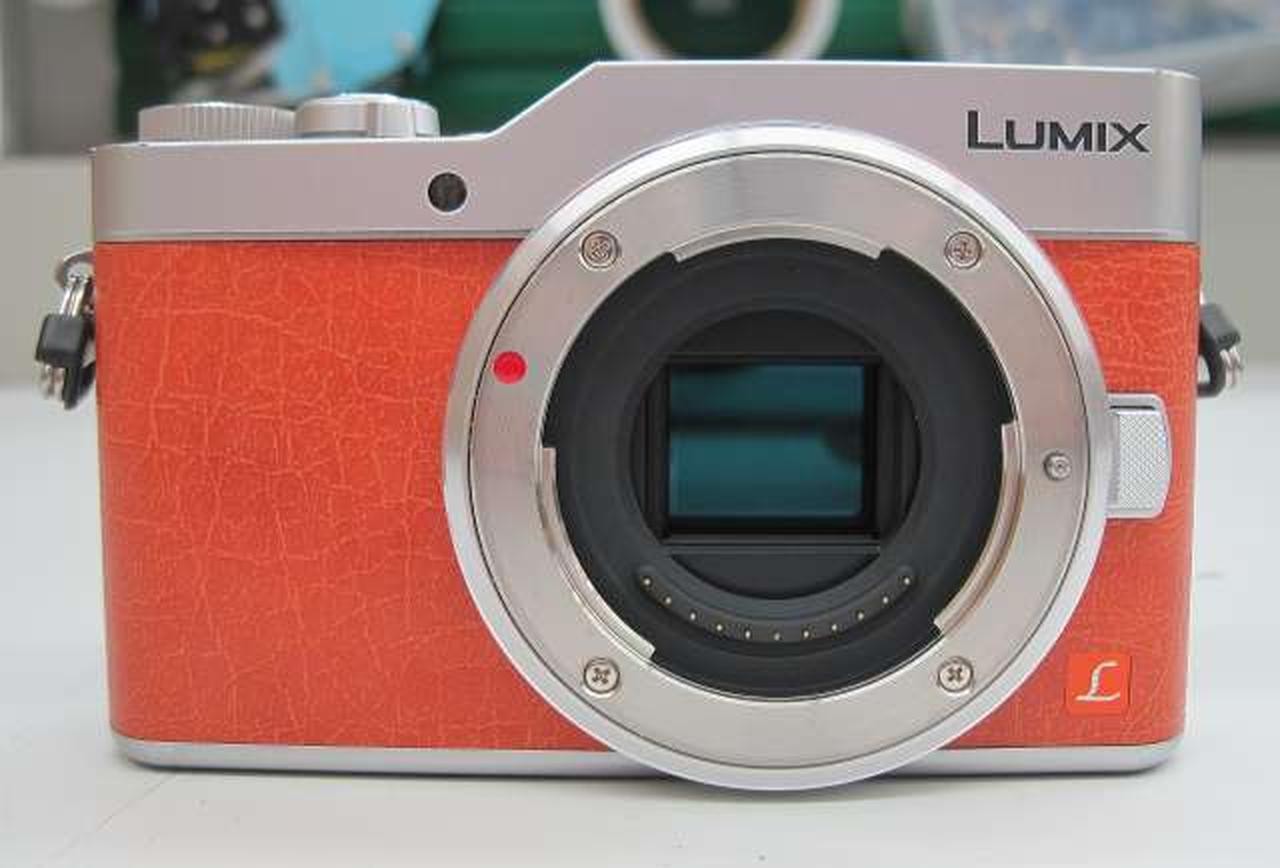 Panasonic DC-GF9 Mirrorless Camera 16MP 12-32mm F3.5-5.6 & 25mm F1.7 Kit From Ja