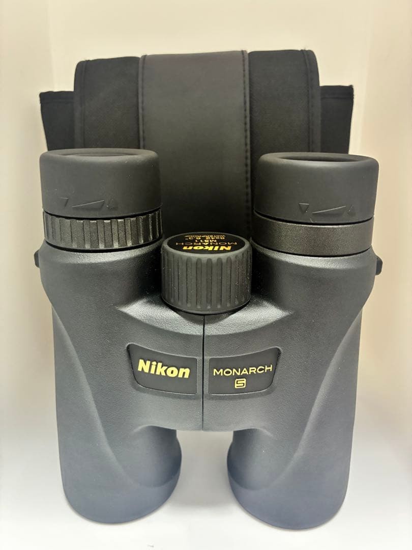 Nikon Monarch5 8X42 Binoculars