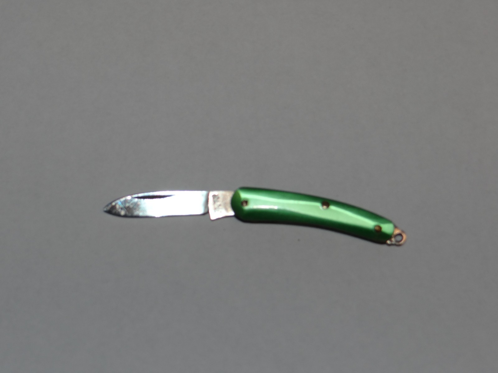 VINTAGE 1.75 INCH POCKET KNIFE