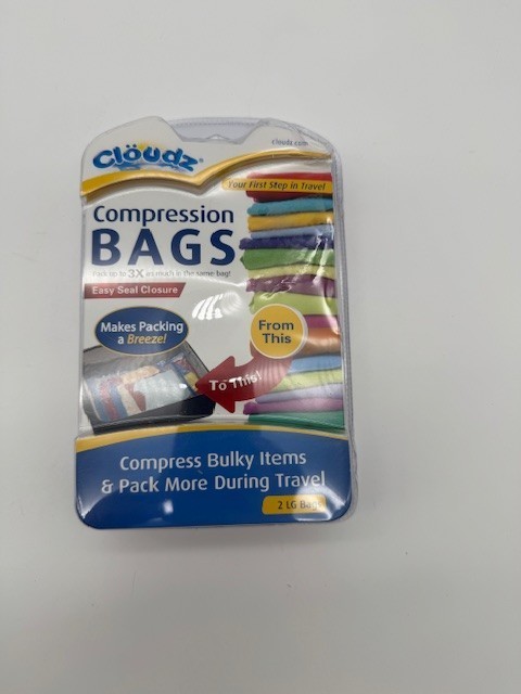CLOUDZ Travel Compression Bags Easy Seal Closure 2 Large Bags & Pressure Valve