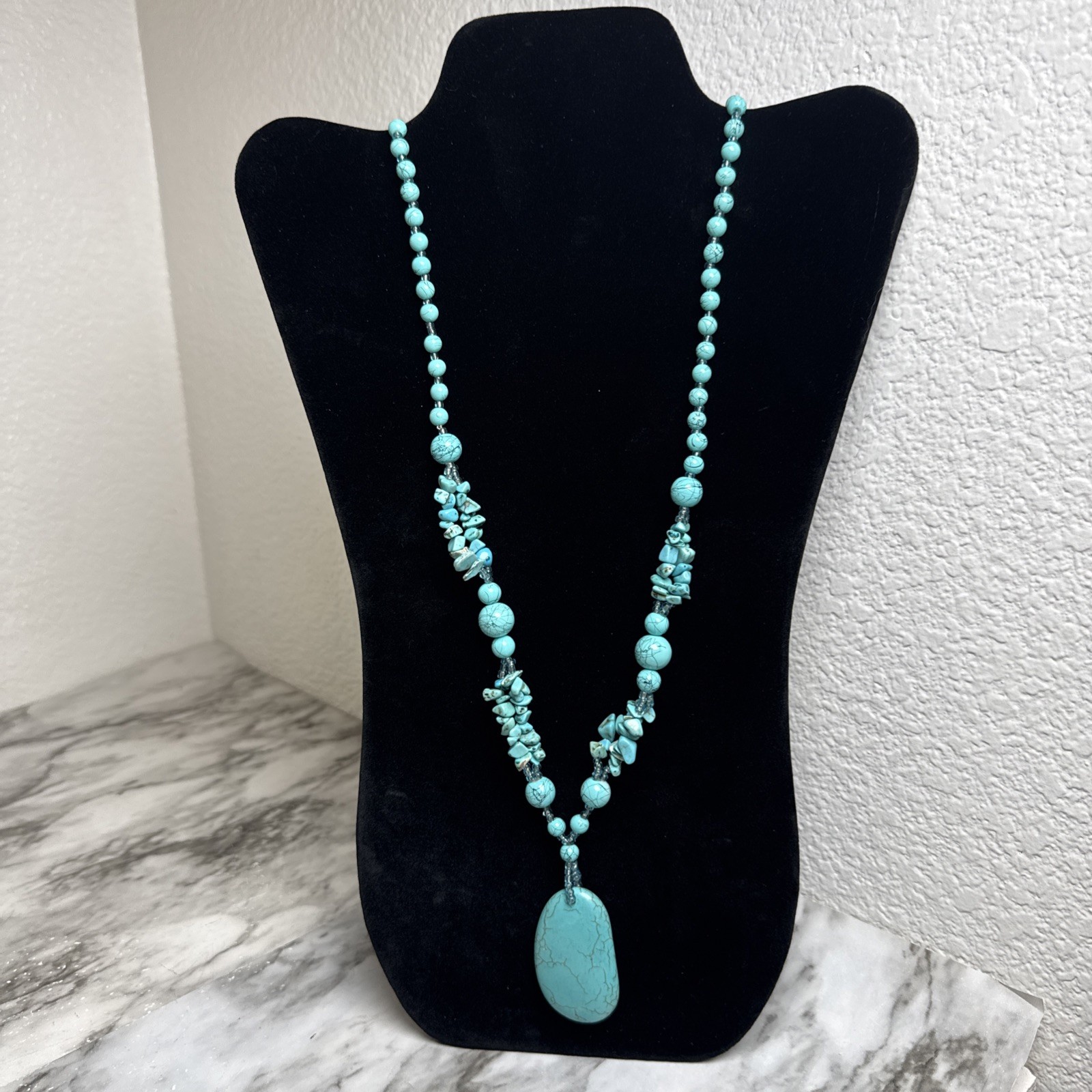 Vintage Turquoise Beaded Necklace w/ Turquoise Pendant 17" Long