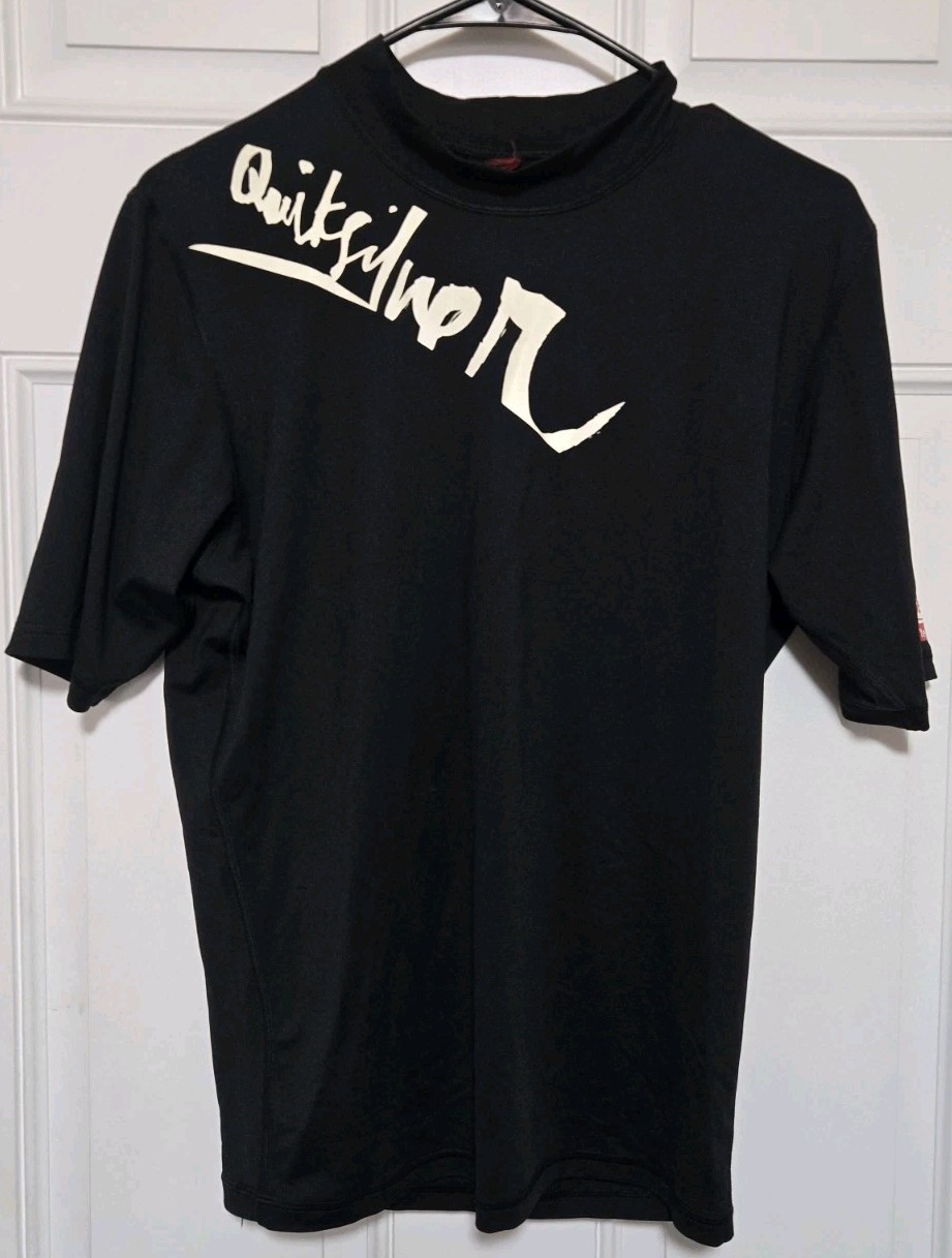 Quicksilver Rash Guard Size Small UV Tech Black Shirt Short Sleeve Surf Swim