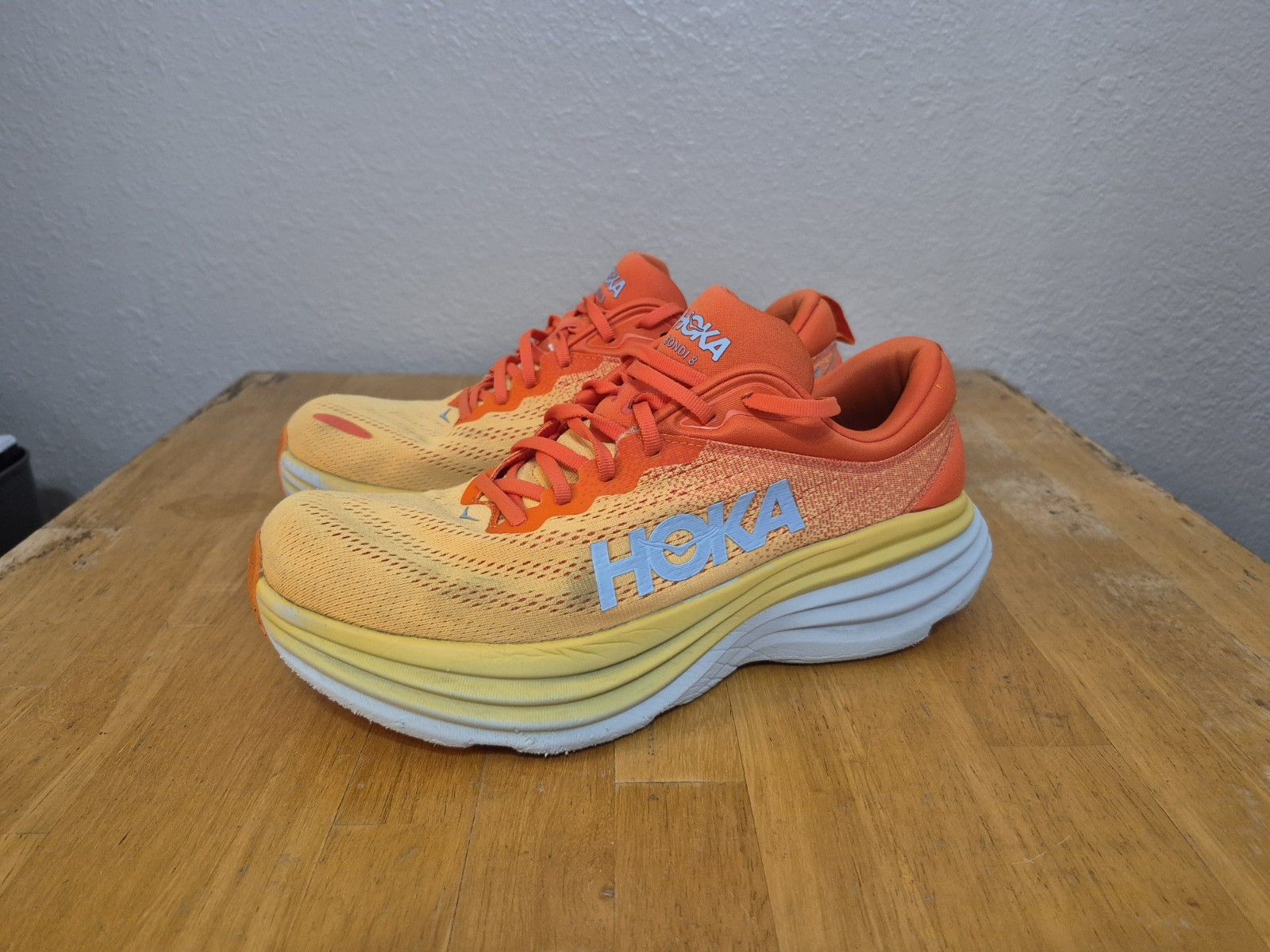 HOKA ONE Bondi 8 Orange Yellow Running Size US Men's 10/Women's 11.5 Medium