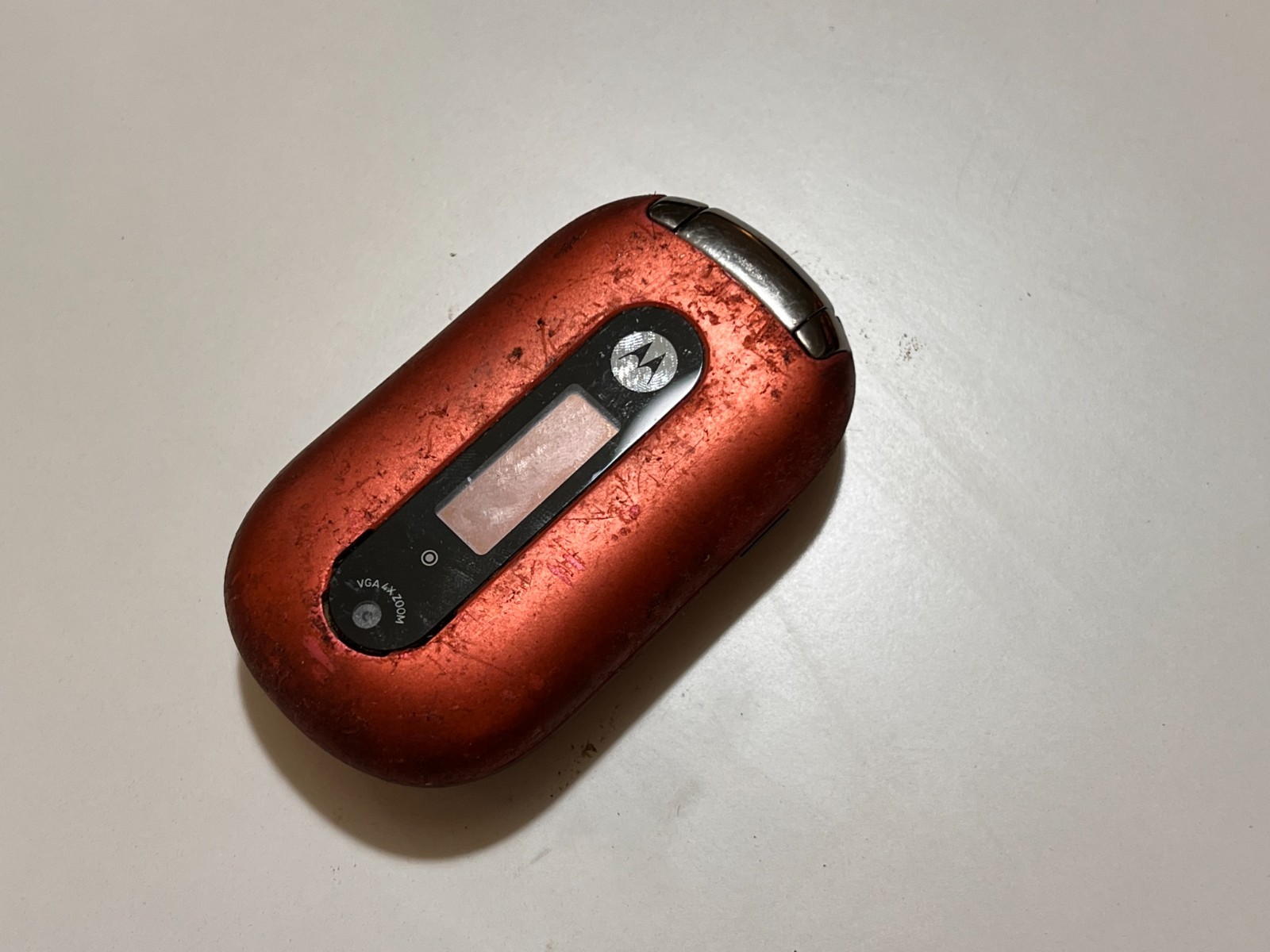 MOTOROLA  PEBL U6  Mobile Phone Orange - vintage cell phones