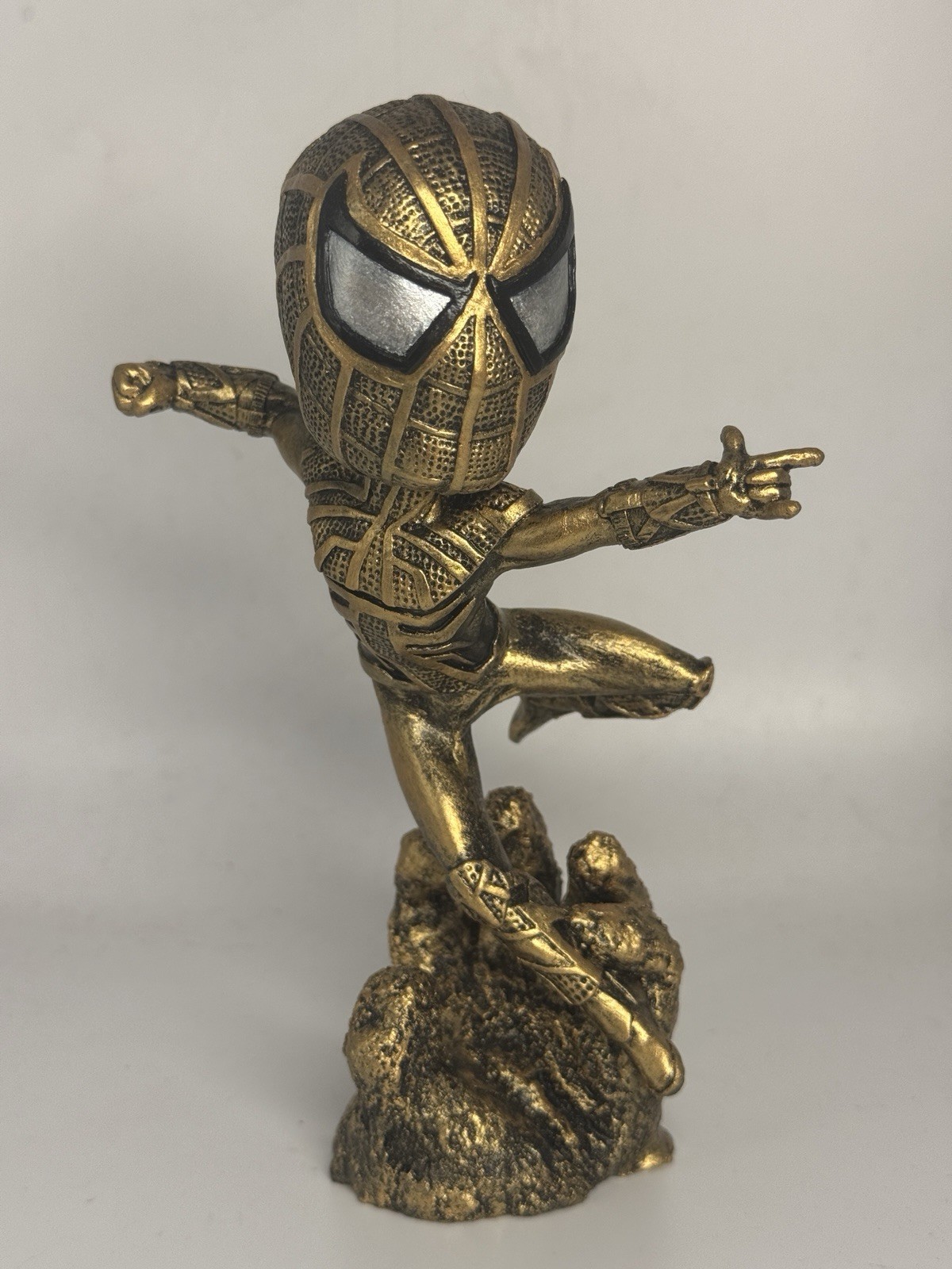 White Cell Sculpture Spiderman By Nicolas Rojas