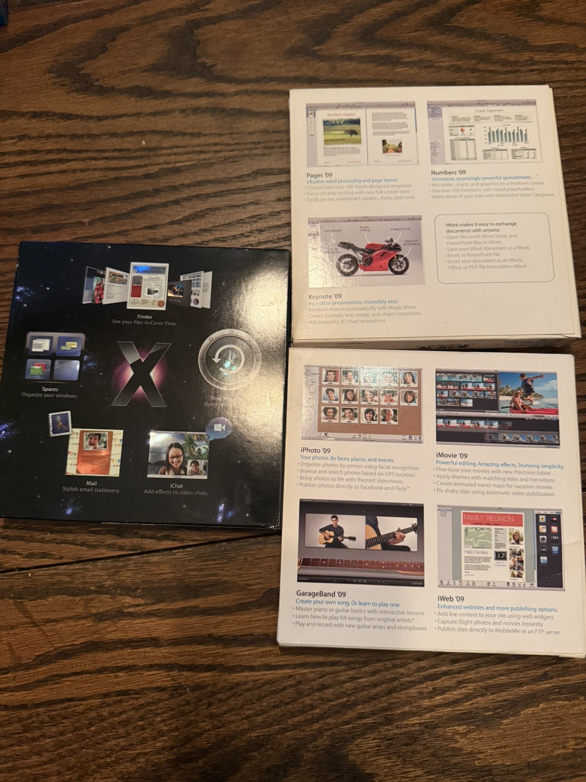 Apple Mac OS X version 10.5.4 With (I Work) And (I Life) Family Version