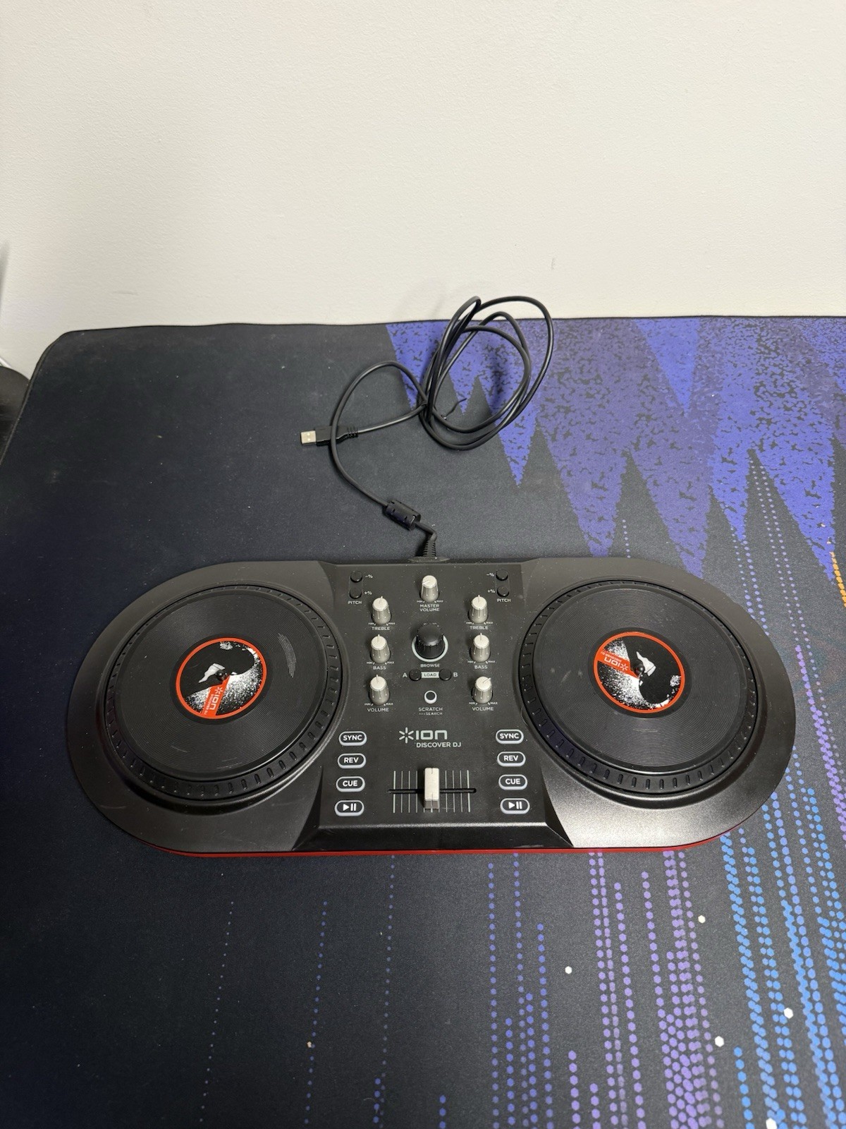 Ion Discover DJ Computer DJ System - pc and mac