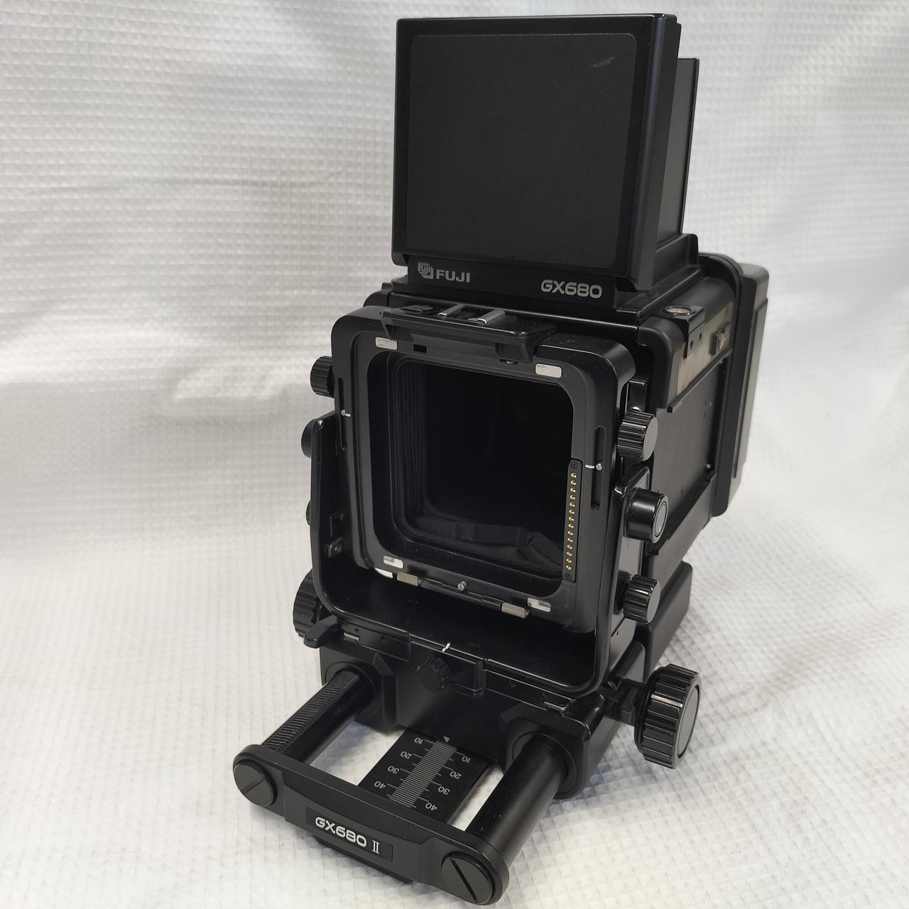 Fujifilm GX680II Medium Format Camera Lens B.8-1/400s Used with Viewfinder From