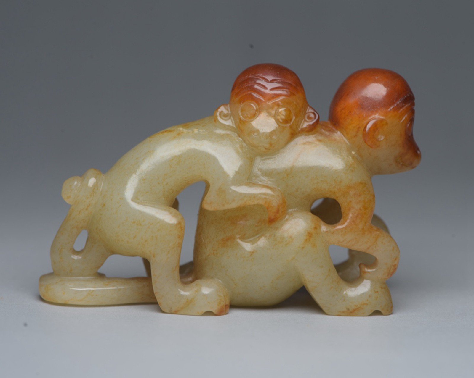 Certified Natural Hetian Jade Handcarved Exquisite Monkey Statue 30702
