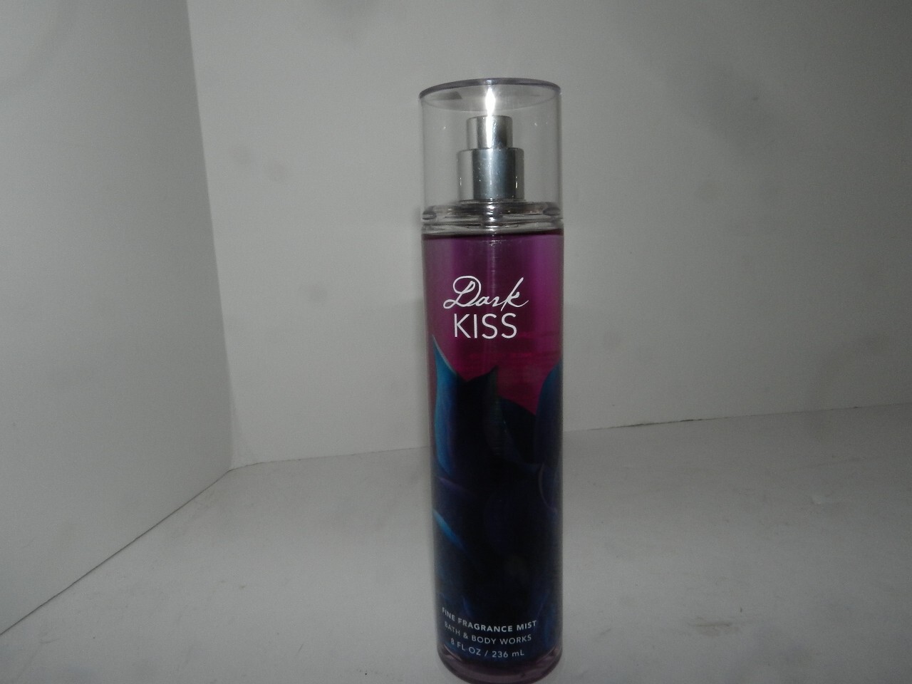 Bath & Body Works Fine Fragrance Mist Dark Kiss Spray  8oz New