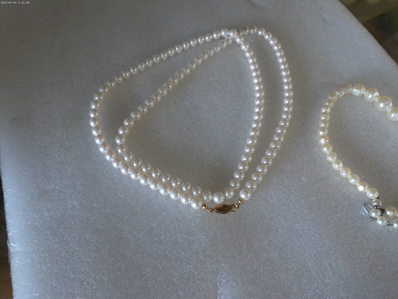 Vintage 32” Faux Pearl Plastic Pearl 32” Necklace
