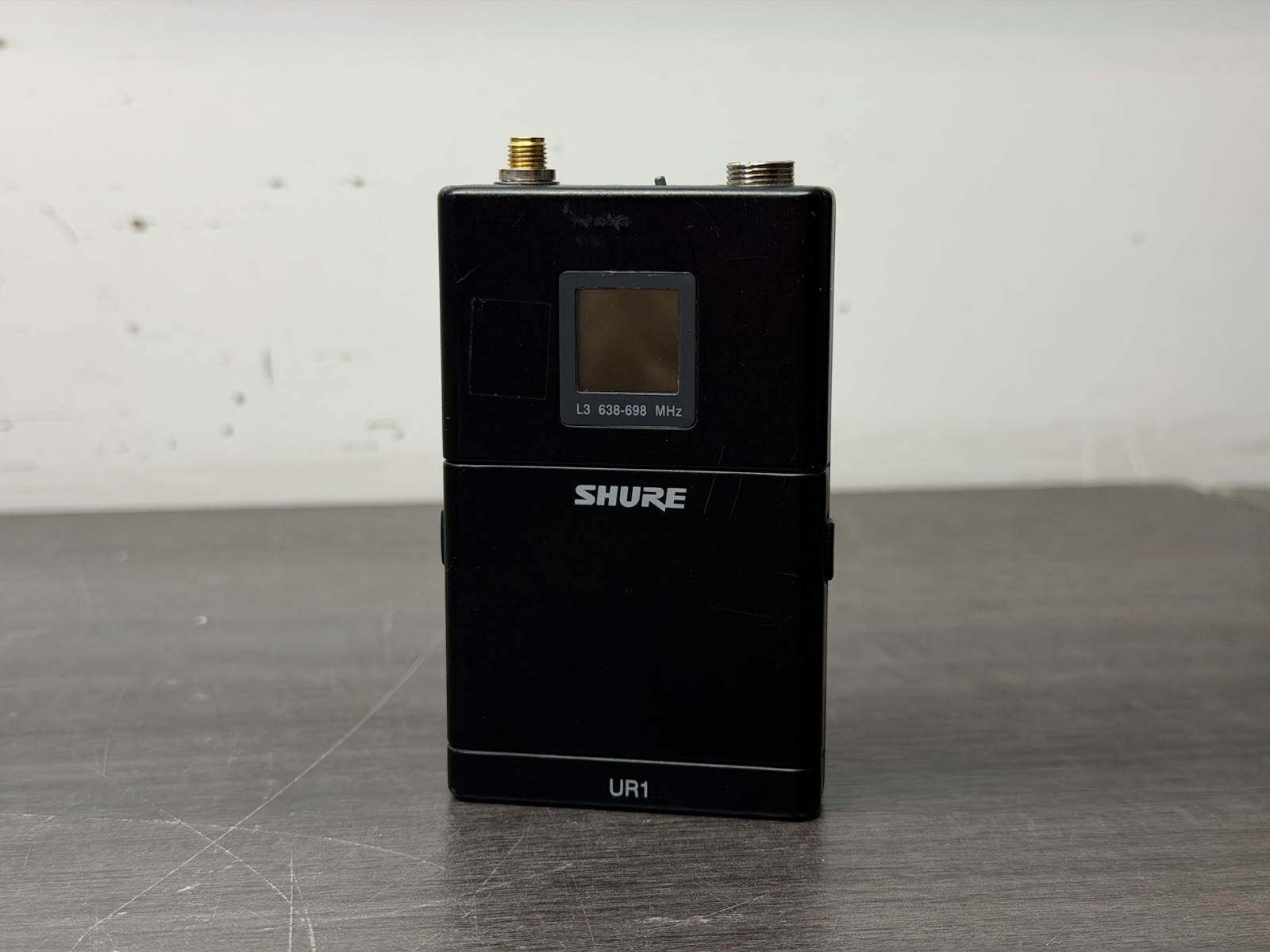 Shure UR1 Wireless Bodypack Transmitter L3 638-698 MHz - A910