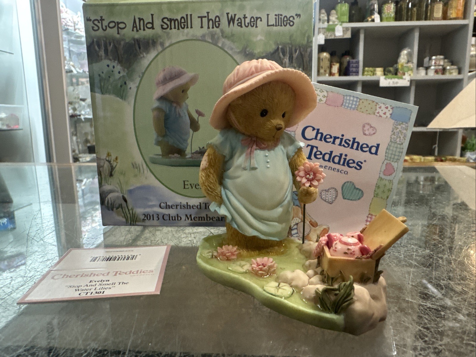 Cherished Teddies CT1301 Evelyn “Stop And Smell The Water Lillies” NIB Signed✨