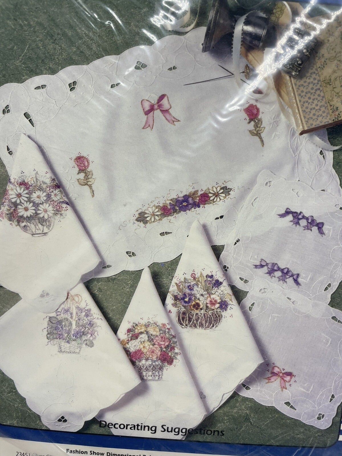 Vintage Unused Floral Iron-On Transfers Fashion Show 57937