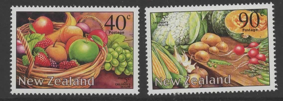 NEW ZEALAND SG2519/20 2002 FRUIT & VEGETABLES MNH