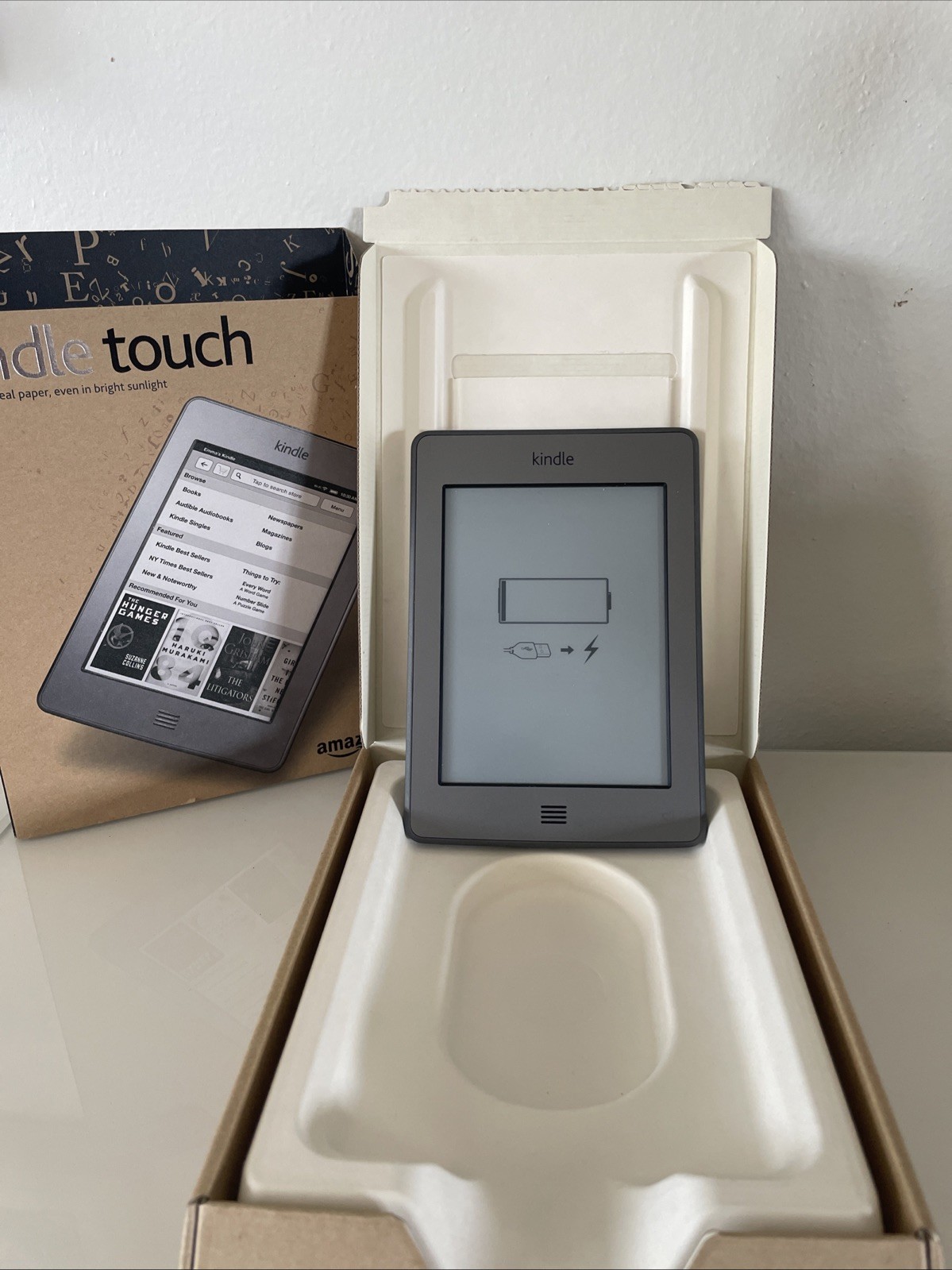 Amazon Kindle Touch 4th Generation DO1200 6" WiFi eBook Reader E-Reader