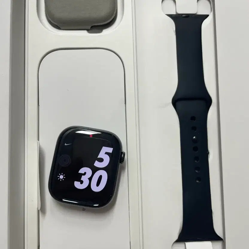 Apple Watch 10 Titanium 46mm Slate New Condition