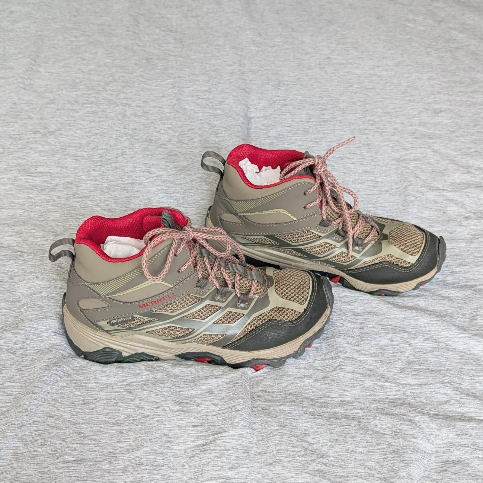 Merrel Big Kids FST Midrise Boot Waterproof Hiking Shoes Size 2