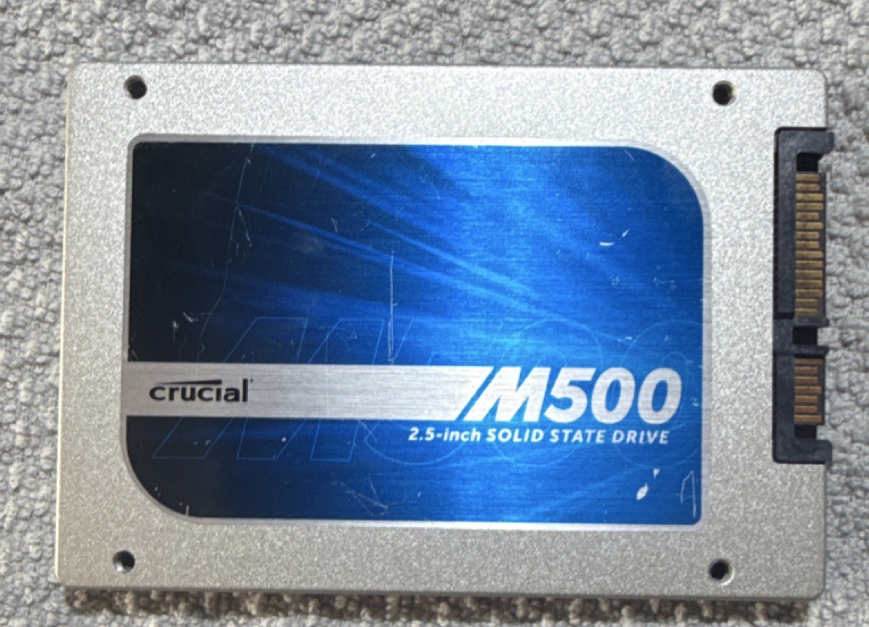 Crucial M500 CT960M500SSD1 960GB 2.5" SATA  SSD