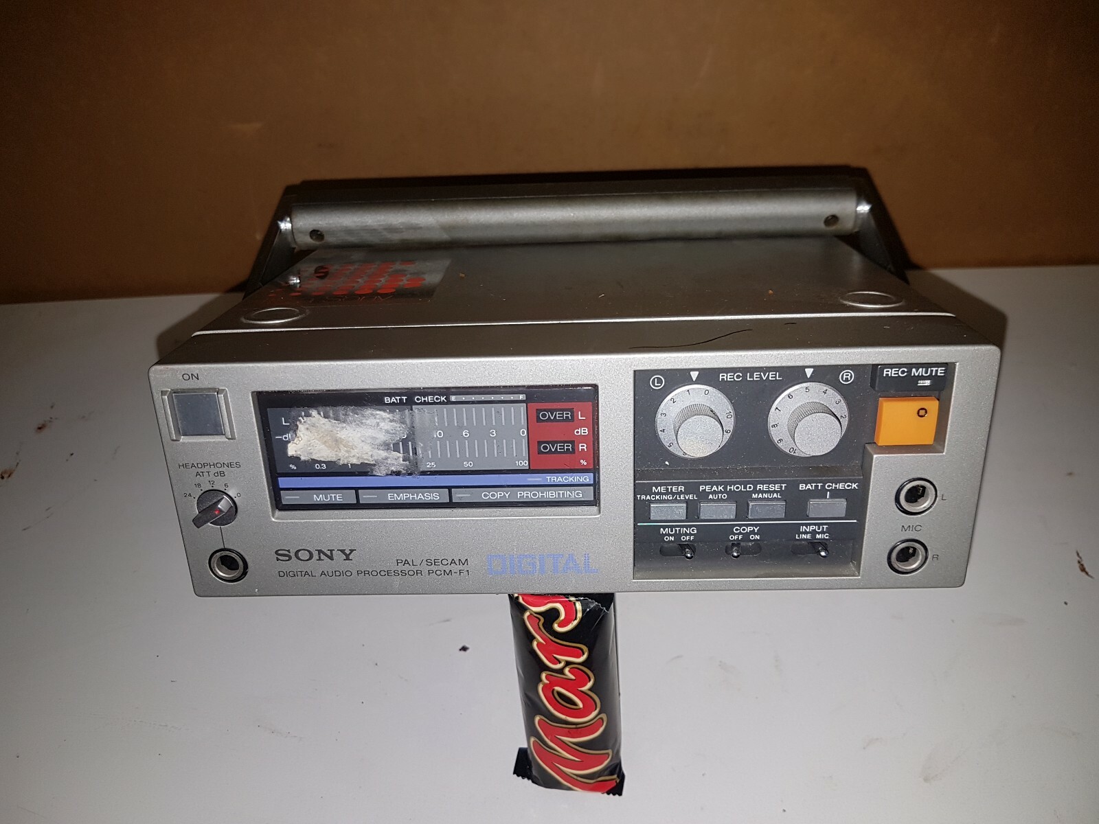 SONY PCM F 1 DIGITAL AUDIO CONVERTER