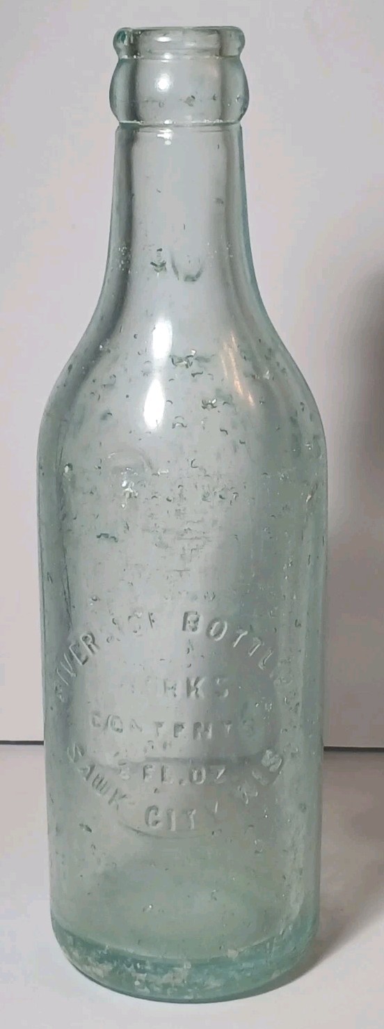 1920s VINTAGE ANTIQUE RIVERSIDE BOTTLING WORKS SAUK CITY WISCONSIN SODA BOTTLE