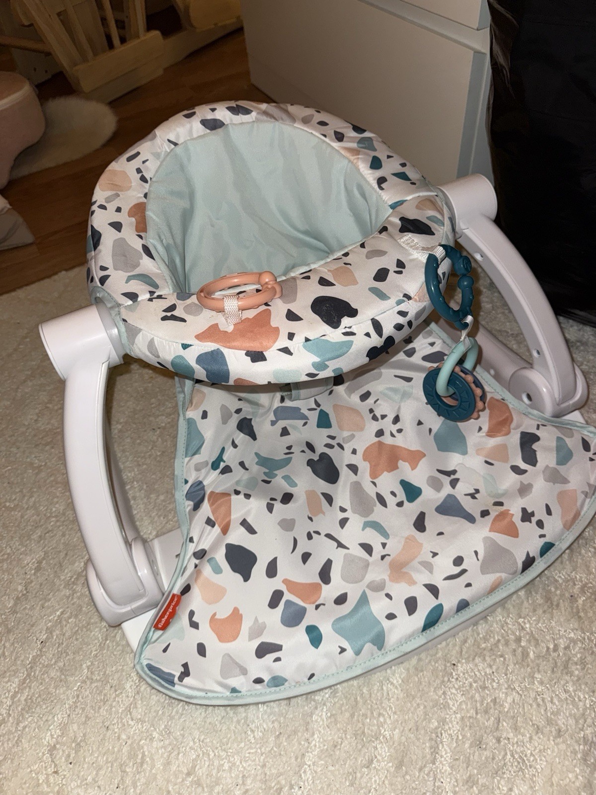 Fisher-Price Sit-Me-Up Portable Infant Floor Seat Multicolor