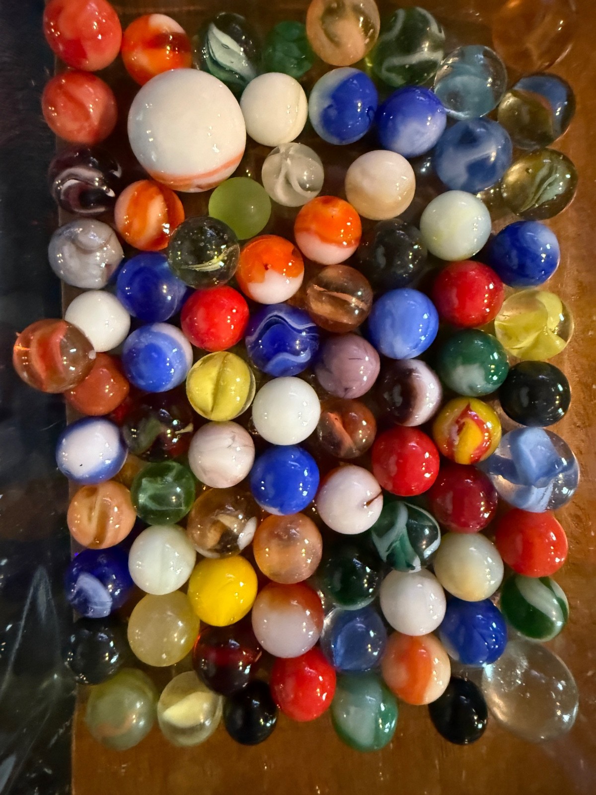 Vintage Marbles (Slags, Swirls, Cats Eyes, Bennies, Etc).Each lot varies Lot#122