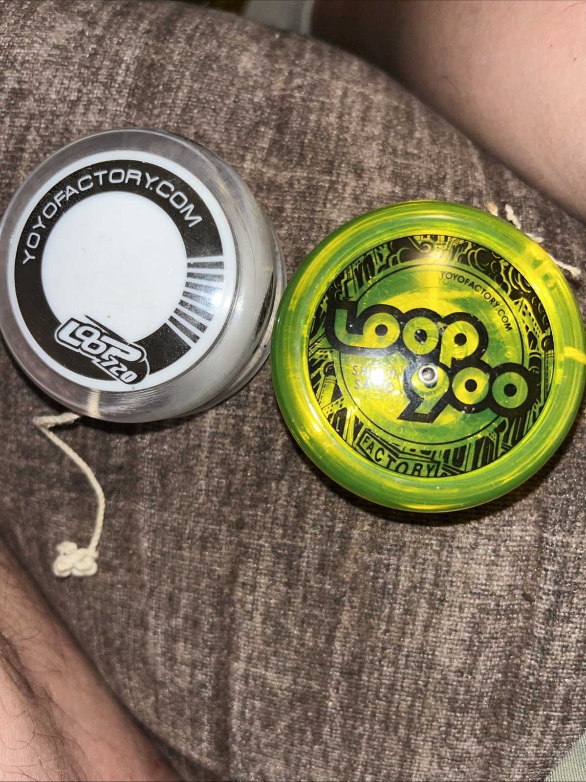 2 YOYO FACTORY LOOP YO-YOS