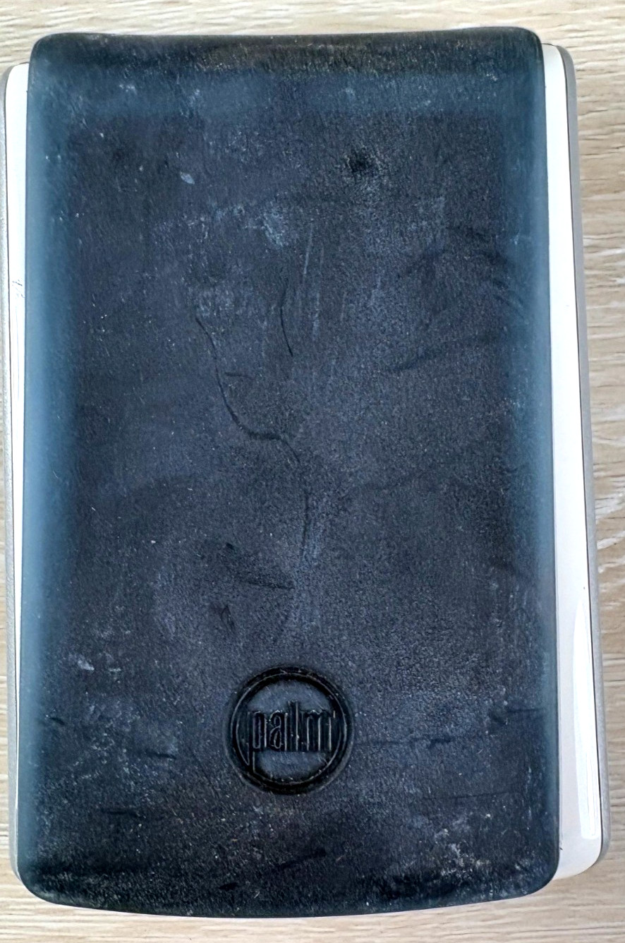 Palm  Zire 21 Handheld PDA  Organizer  in case-UNTESTED As Is No Charger