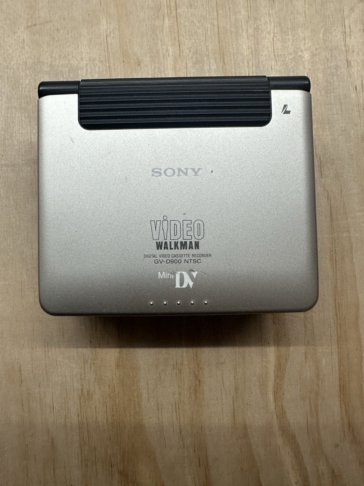 Sony Video Walkman MiniDV Mini DV GV-D900 Digital Video Cassette Recorder Japan