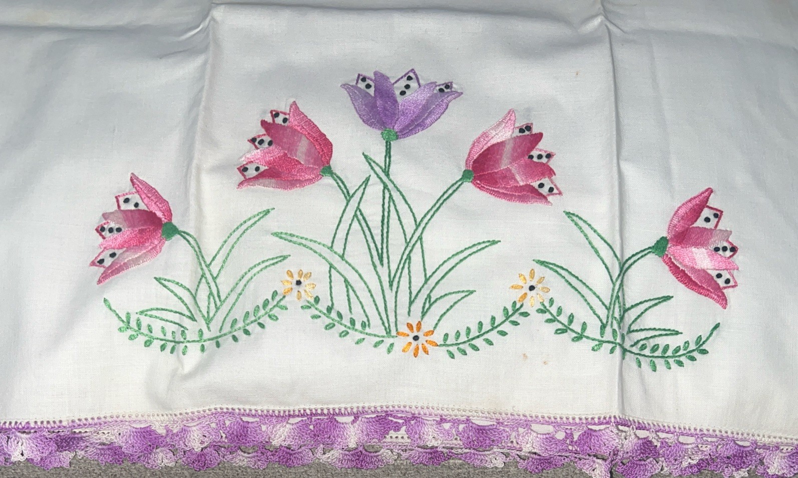 hand embroidered pillowcases It Doesn’t Look Been Used But Ha Some Stain 35”X21