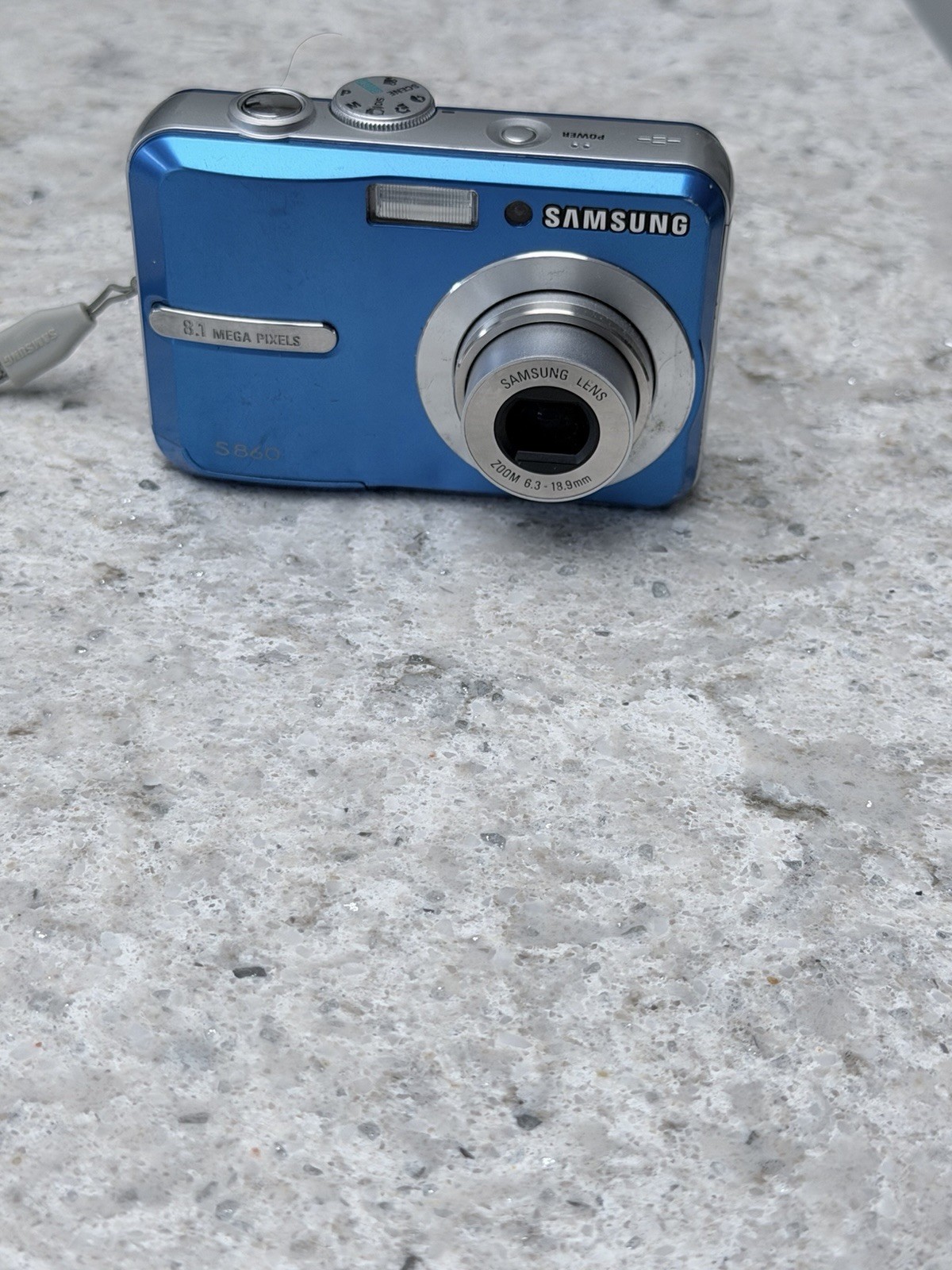 Samsung S860 8.1MP Compact Digital Camera 3x Zoom Blue - Tested & Working VGC