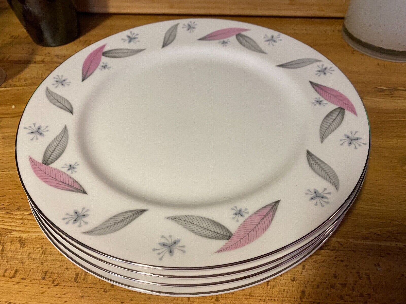 3 Vintage Narumi Japan SERENADE Dinner Plate PINK & GRAY Leaf Mid Century Modern