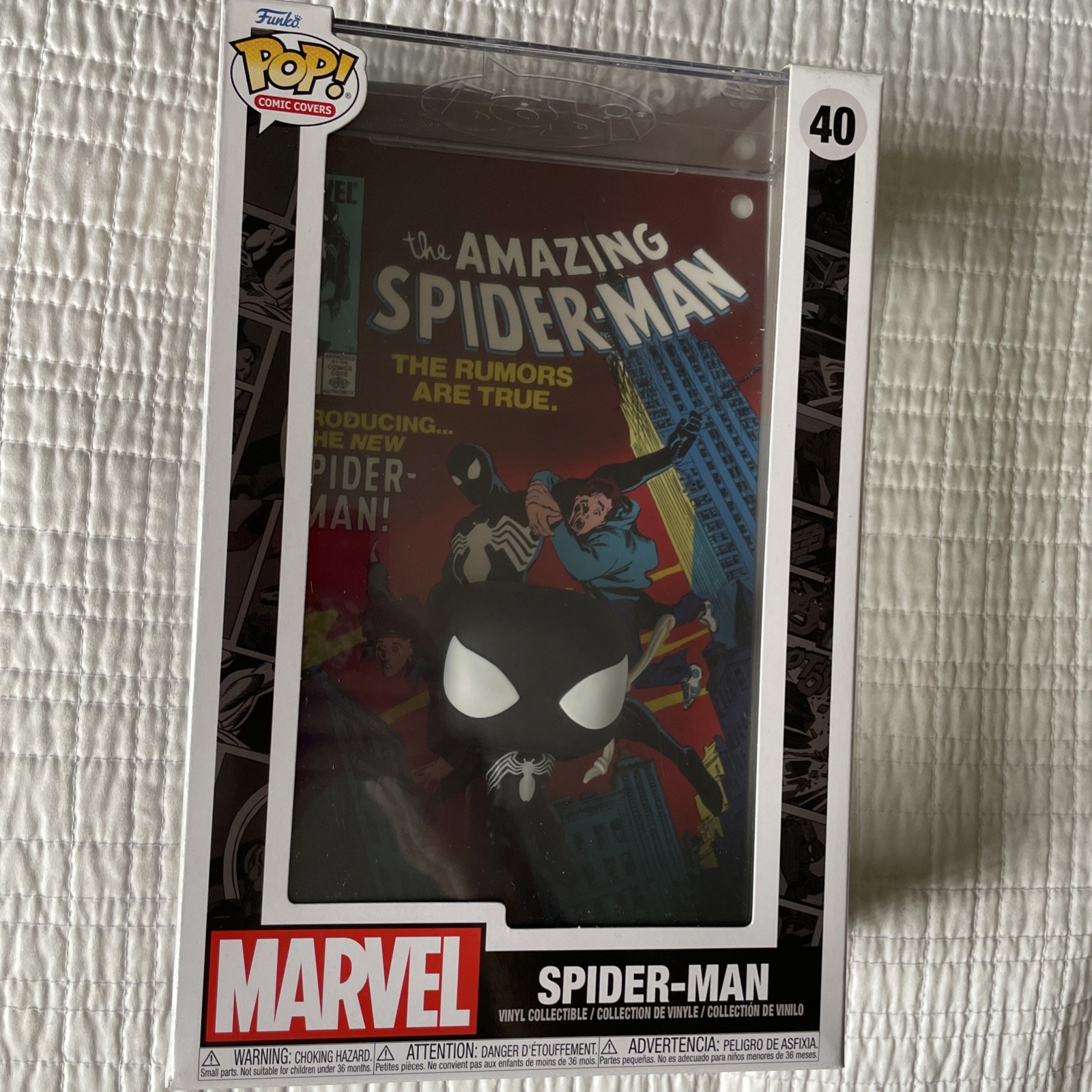 Amazing Spider-Man Marvel Funko Pop! #40 Comic Covers Issue 252 Black Suit Case