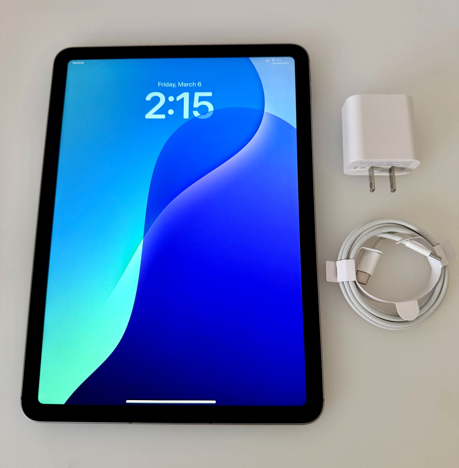 NEW Apple iPad Air 11 inch | M3 | 128GB | Wi-Fi + Cellular | 100%🔋| 1 YR WARNTY