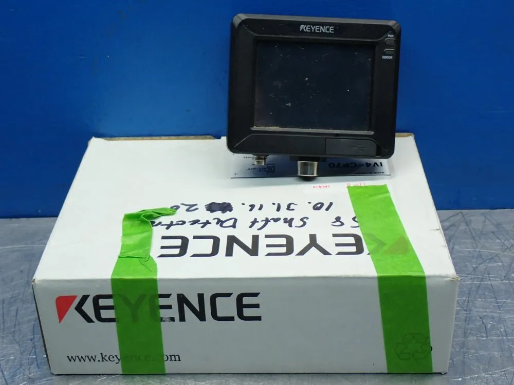 KEYENCE IV-SERIES INTELLIGENT MONITOR IV-M30