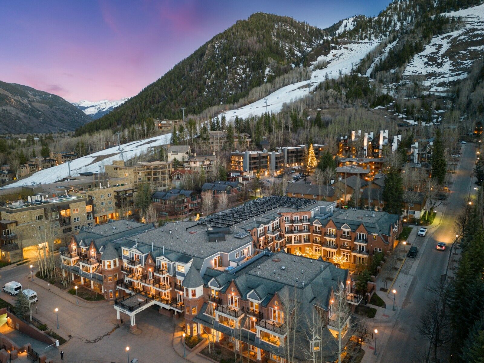 Aspen Mountain Residences 1 BR Condo Rental - Nov 28 - Dec 5, 2026 SKI WEEK!