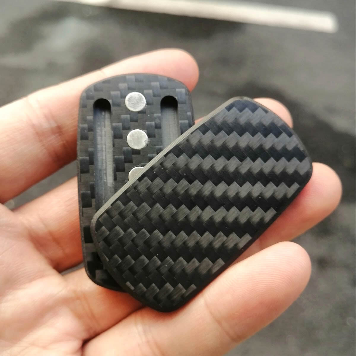 Click Clicker Carbon Fiber Slider Push Card Hand Fidget Pocket EDC Gifts Toys
