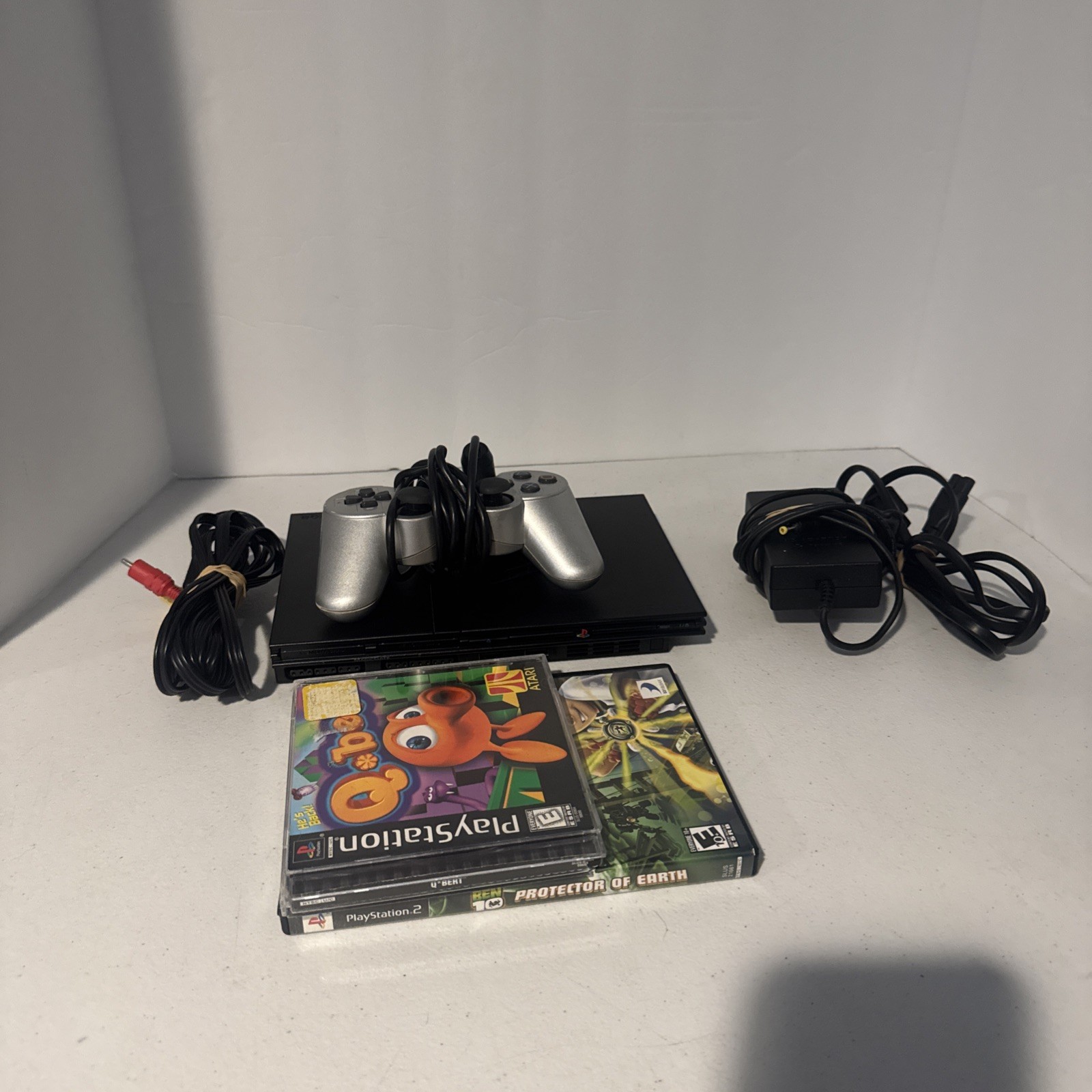 Sony PlayStation 2 Slim PS2 SCPH-75001 Console W/ Controller- TESTED & WORKS