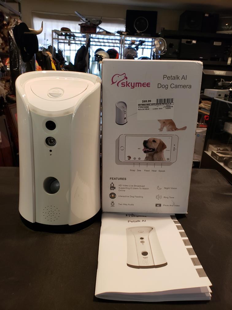 SKYMEE PETALK AI DOG CAMERA/ AUDIO & TREAT DISPENSER, WIFI REMOTE PET CAMERA