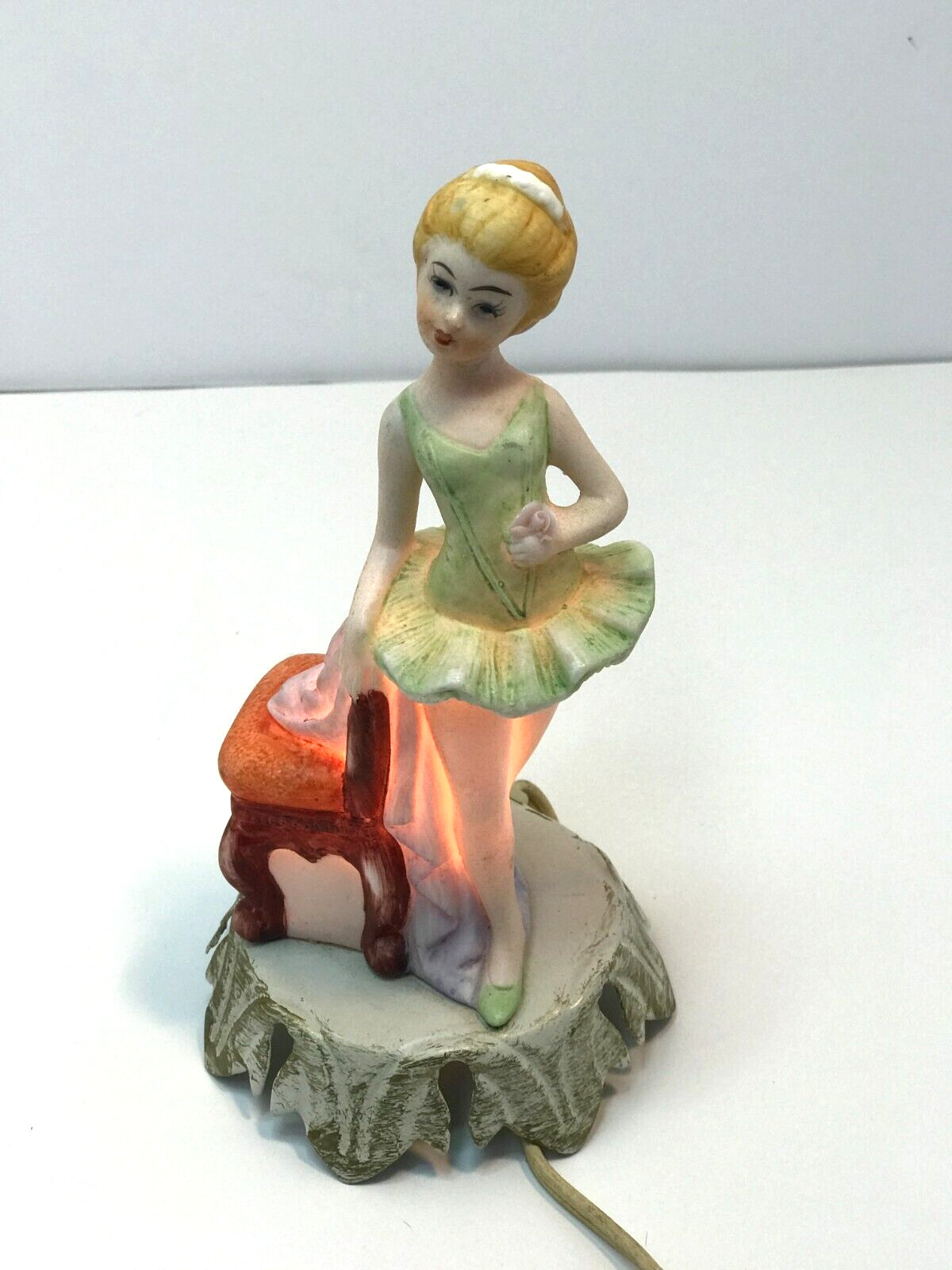 Ballerina Figurine Portable Lamp, Aladdin Giftware LA Calif VTG Bisque Porcelain